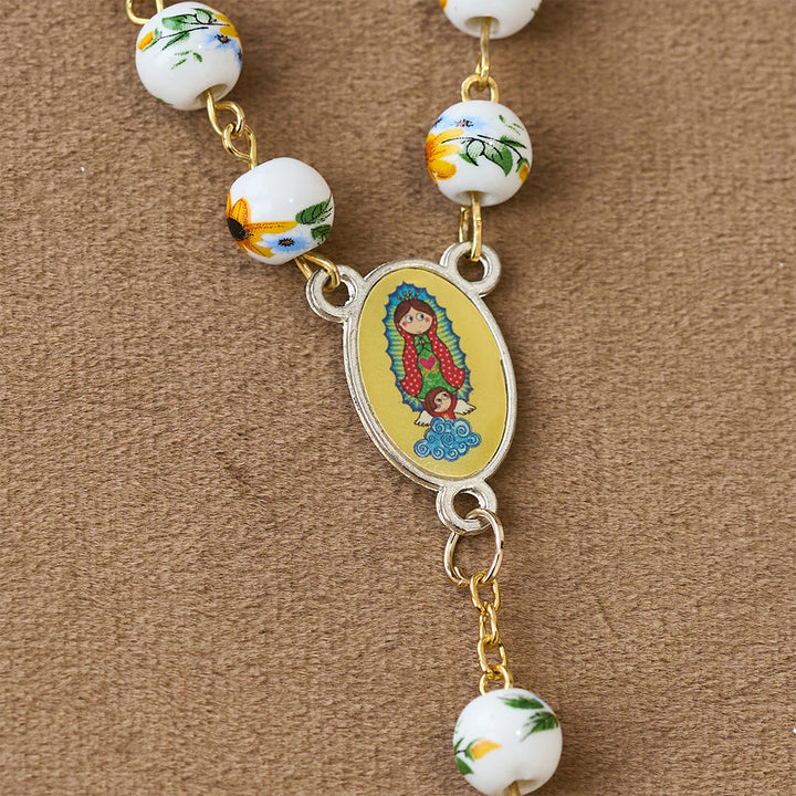Christianartworkshop Chapelet de Pâques Marguerite Jaune avec perles en céramique et breloque Notre-Dame - image 4