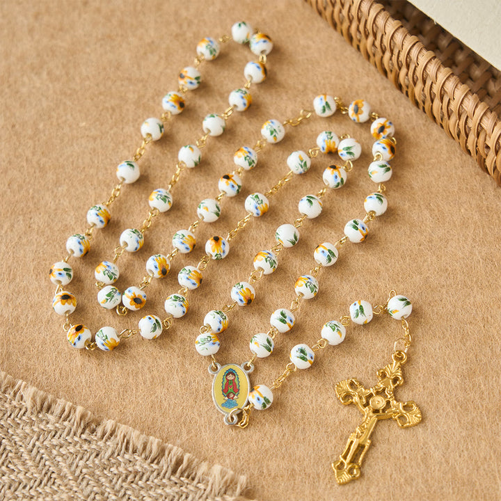 Christianartworkshop Chapelet de Pâques Marguerite Jaune avec perles en céramique et breloque Notre-Dame - image 2