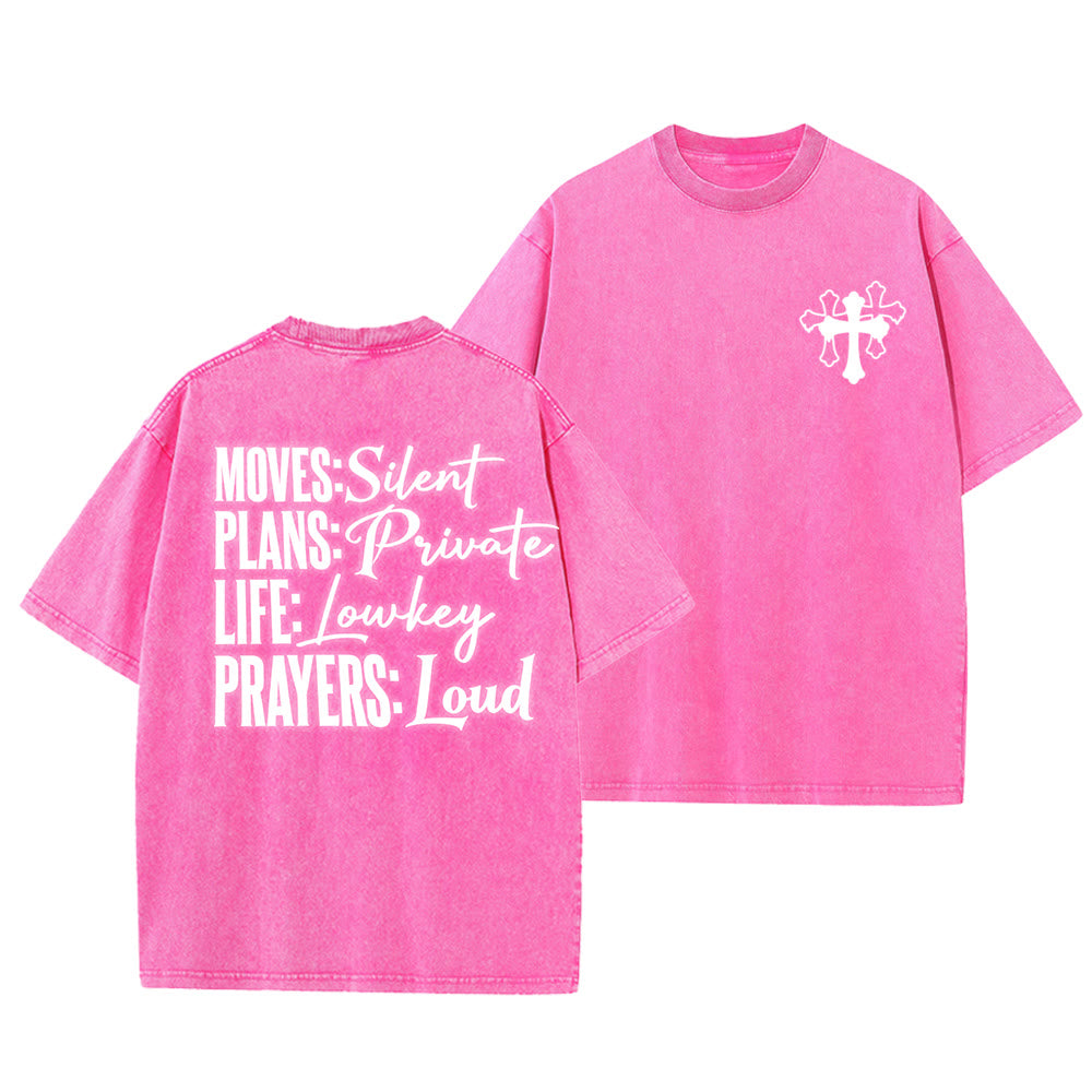Christianartworkshop T-shirt unisexe délavé « Mouvements silencieux, prières bruyantes, croix stylisée, lettrage mixte » - Rose - 5XL - image 3