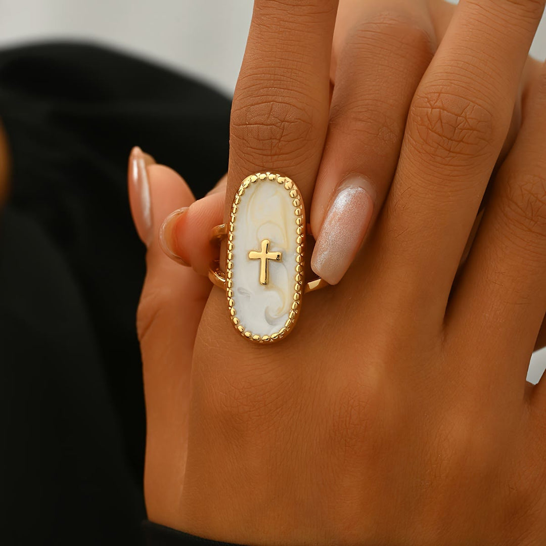 Christianartworkshop Bague double anneau à accent de croix et finition émaillée : un symbole de foi et d’élégance discrètes. - image 2