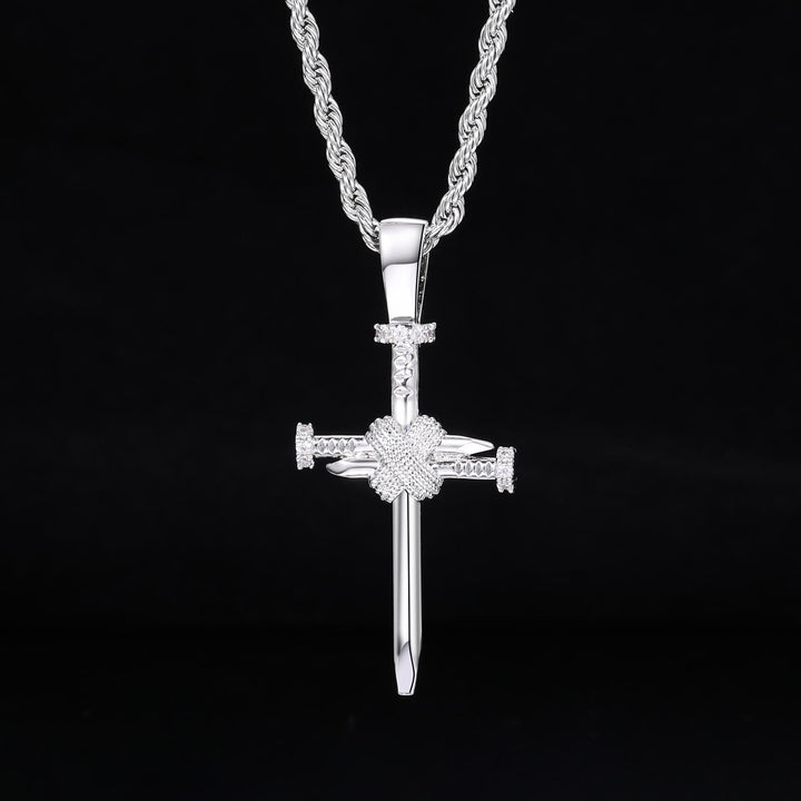 Christianartworkshop Pendentif croix en forme de clou orné de zircon : un rappel élégant d'une foi inébranlable - Argent - image 2