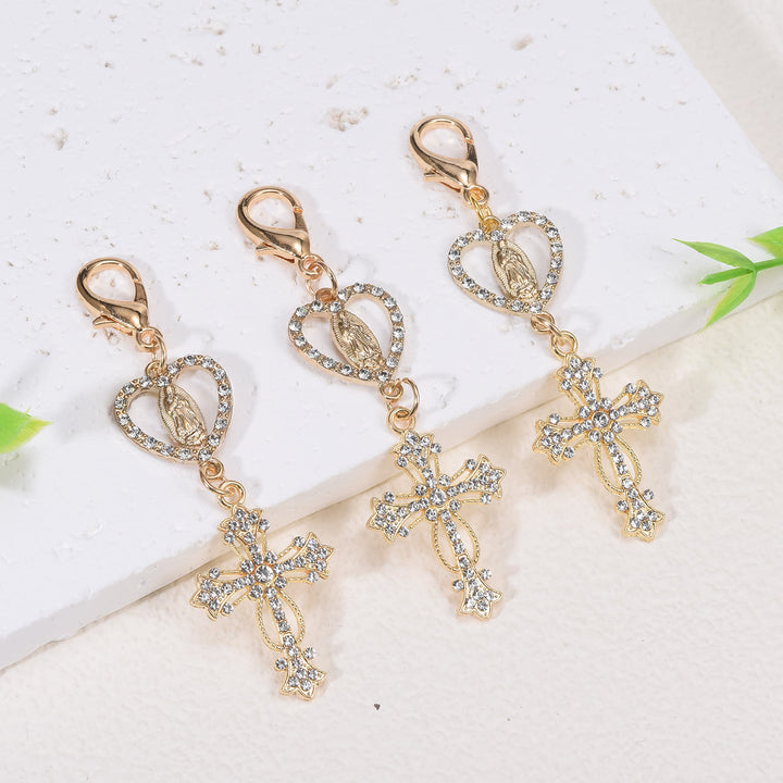 Christianartworkshop Porte-clés en forme de cœur avec Notre-Dame et croix en zircon : symbole de foi et de protection divine - Doré (1 pièce) - image 0