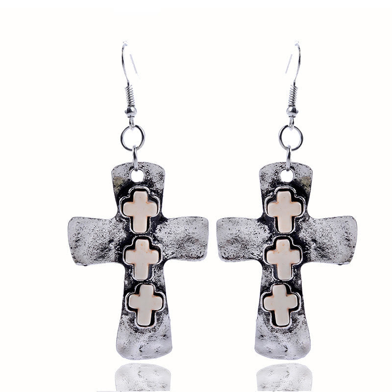 Christianartworkshop Boucles d'oreilles texturées à trois croix avec incrustations de pierres : symbole de foi et de protection - Blanc - image 10
