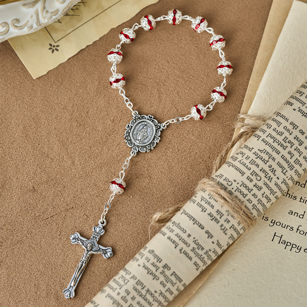 Christianartworkshop Chapelet de poche à perles scintillantes avec médaille de Notre-Dame : symbole de foi et de grâce - Rouge - image 6