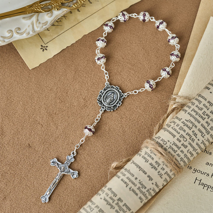 Christianartworkshop Chapelet de poche à perles scintillantes avec médaille de Notre-Dame : symbole de foi et de grâce - Violet - image 9
