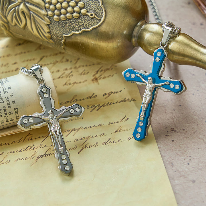 Christianartworkshop Collier crucifix sculpté bleu et argent aux détails raffinés : un accessoire sacré pour la dévotion - image 0