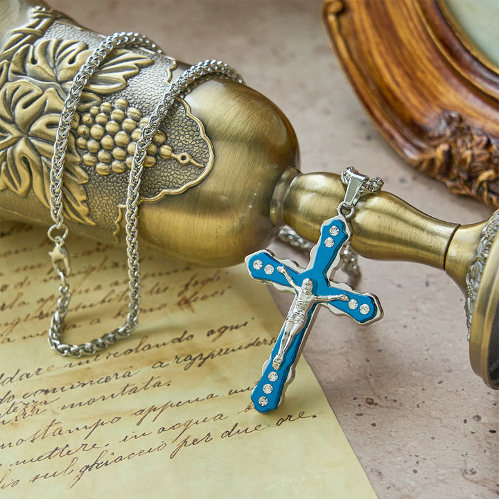 Christianartworkshop Collier crucifix sculpté bleu et argent aux détails raffinés : un accessoire sacré pour la dévotion - image 6
