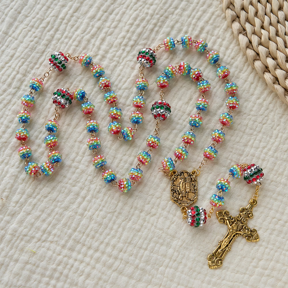 Chapelet de Noël en perles arc-en-ciel avec croix dorée, Christianartworkshop : dévotion et foi rayonnante - image 2
