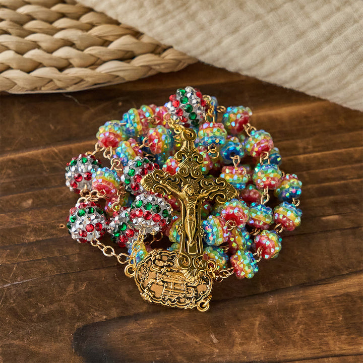 Chapelet de Noël en perles arc-en-ciel avec croix dorée, Christianartworkshop : dévotion et foi rayonnante - Chapelet de Noël avec perles arc-en-ciel - image 0