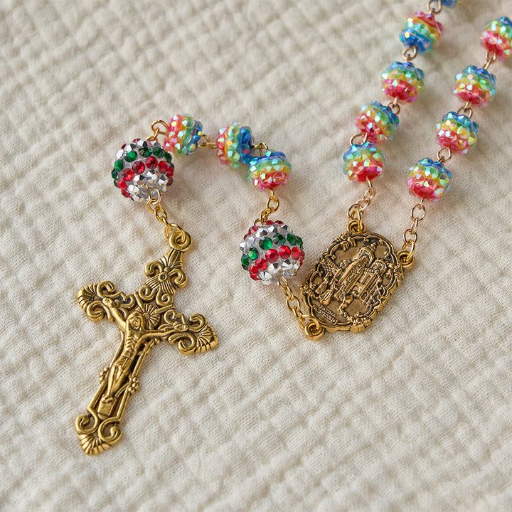 Chapelet de Noël en perles arc-en-ciel avec croix dorée, Christianartworkshop : dévotion et foi rayonnante - image 5