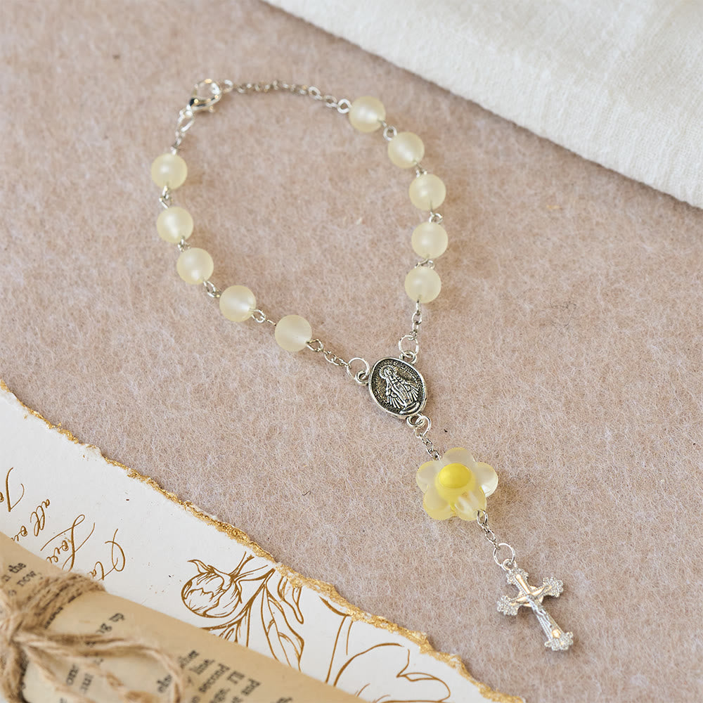 Christianartworkshop Chapelet de poche pastel à 3 styles avec breloque fleur : crucifix argenté pour la prière mariale - Jaune - image 11