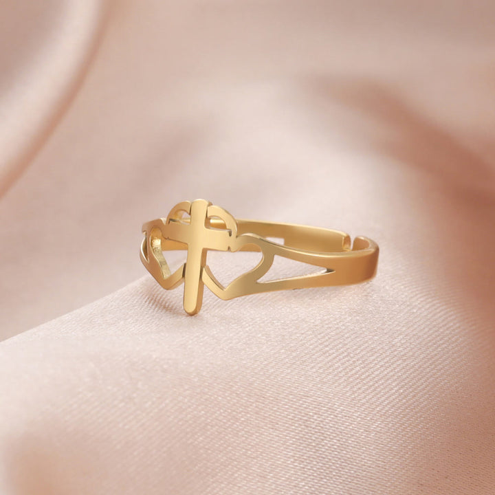 Christianartworkshop Bague ajourée en forme de croix et de cœur : symbole de l’amour du Christ et de sa fidélité. - Doré (Convient aux pointures américaines 7 à 9) - image 3