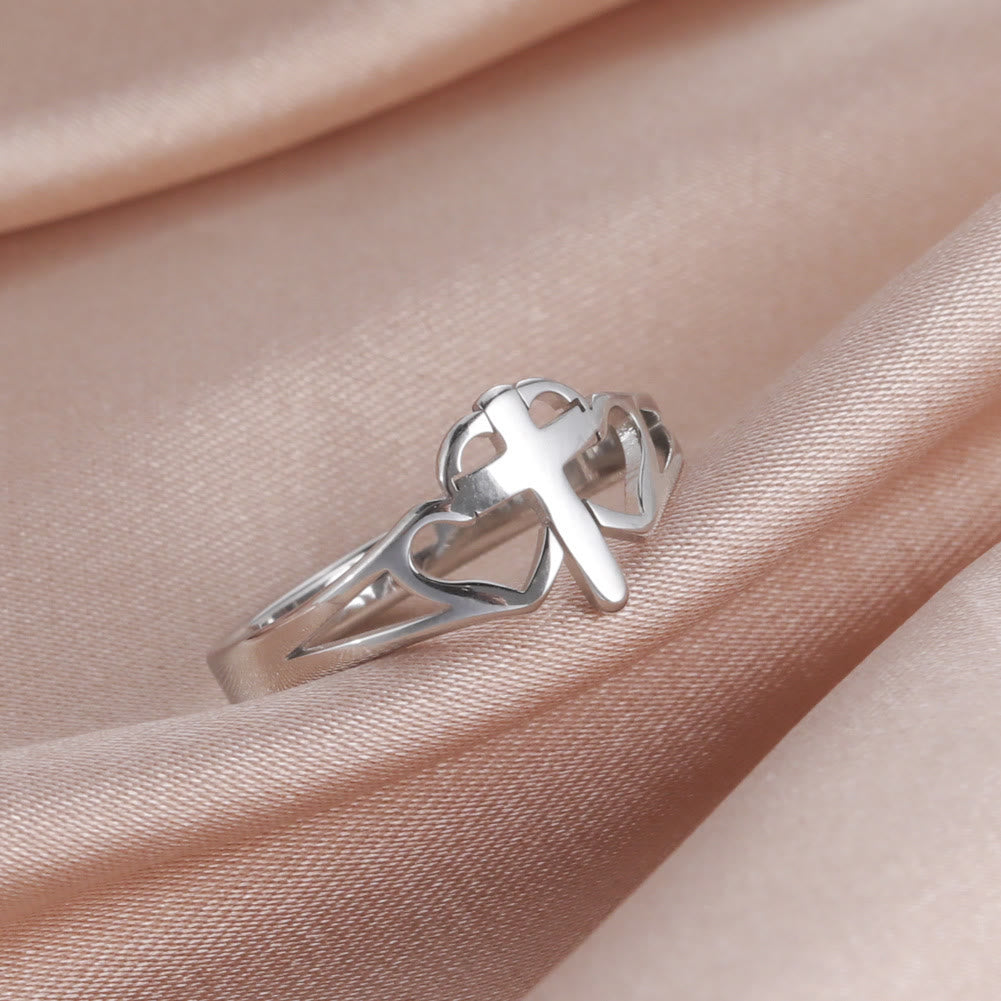 Christianartworkshop Bague ajourée en forme de croix et de cœur : symbole de l’amour du Christ et de sa fidélité. - Argent (Convient aux tailles américaines 7 à 9) - image 0
