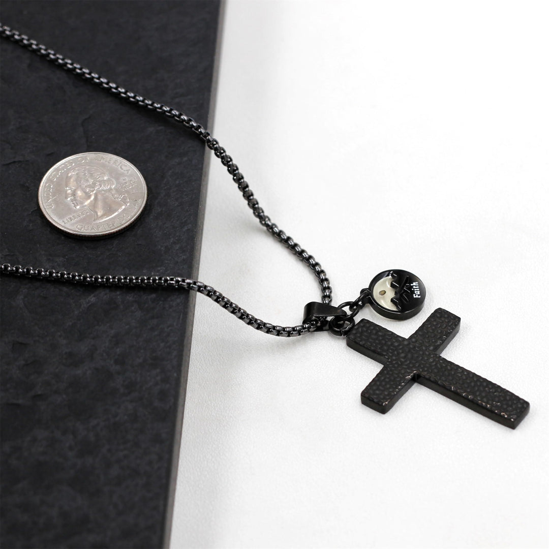 Christianartworkshop Collier texturé croix et graines de moutarde : Breloques métalliques pour des rappels spirituels - image 3