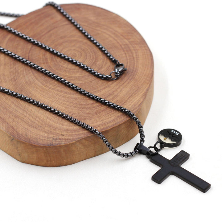 Christianartworkshop Collier croix en graine de moutarde gravée à l'effigie de Jésus : un symbole de l'amour du Christ et de la puissance de la foi - image 2