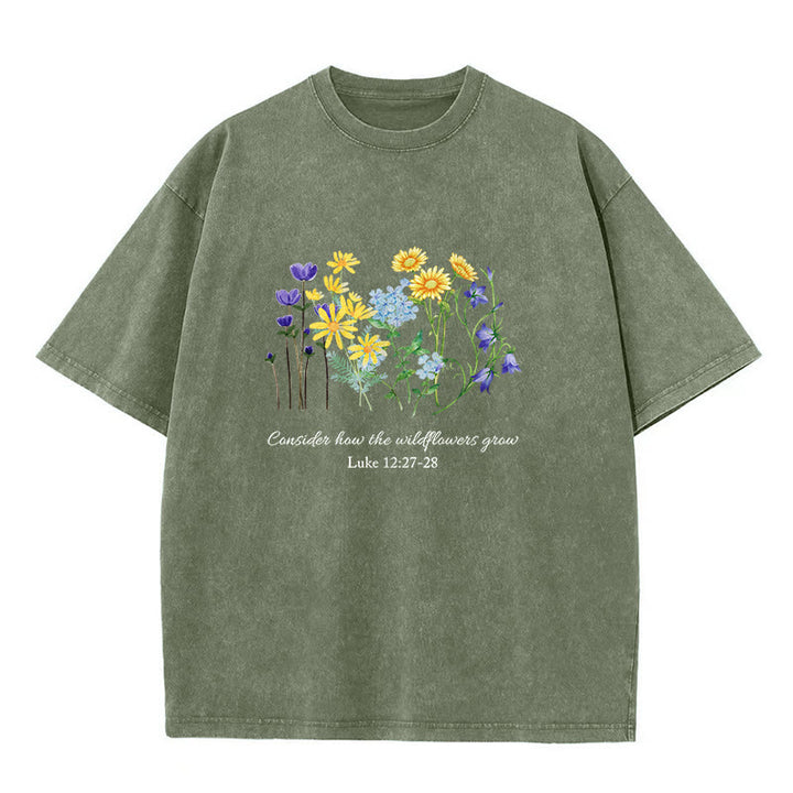 Christianartworkshop T-shirt unisexe délavé « Considérez comment poussent les fleurs sauvages » - Vert armée - 5XL - image 4