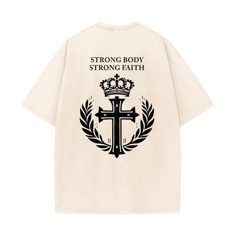 Christianartworkshop T-shirt unisexe délavé « Corps fort, foi forte » avec croix et couronne - image 16