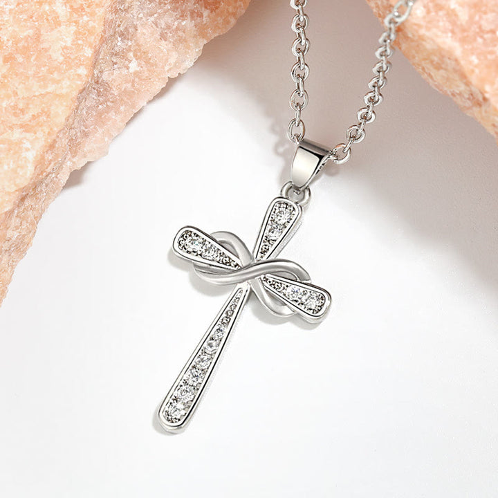 Christianartworkshop Collier Croix Infinie en Zircon : Symbole de l’amour éternel du Christ - Argent - image 4