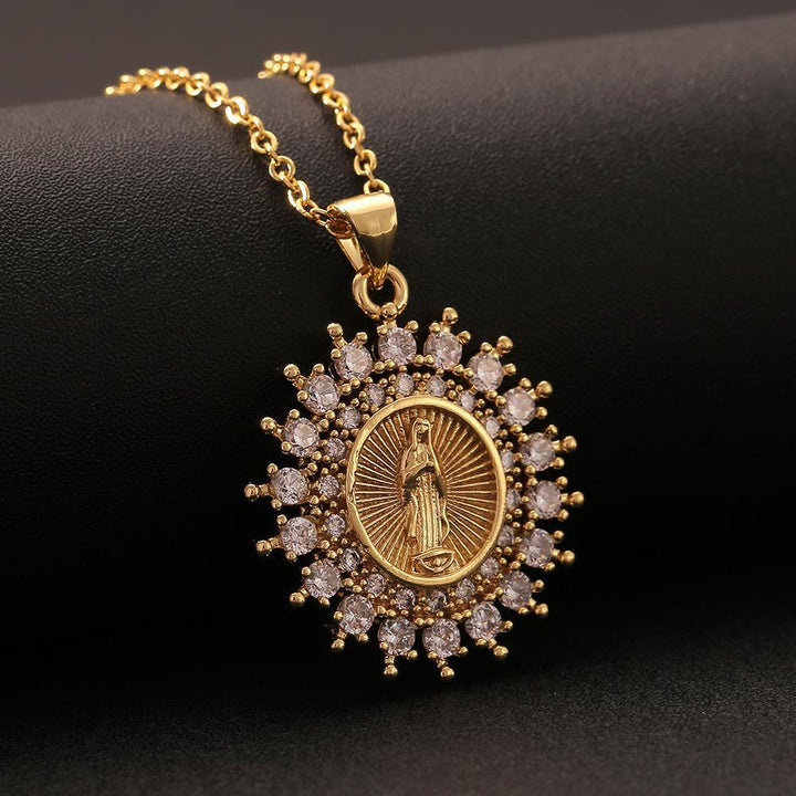 Christianartworkshop Collier pendentif Notre-Dame en zircon à trois styles : un symbole de l'intercession maternelle de Marie - Notre-Dame B - image 2