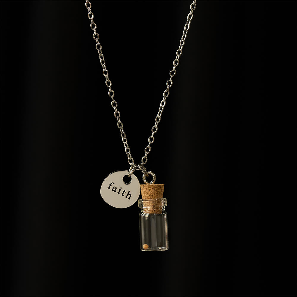 Christianartworkshop Collier avec pendentif bouteille de graine de moutarde et étiquette « Foi » : un symbole de petite foi et de grande force - image 1