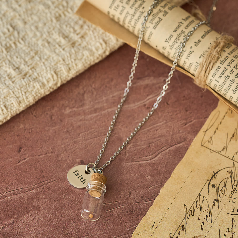 Christianartworkshop Collier avec pendentif bouteille de graine de moutarde et étiquette « Foi » : un symbole de petite foi et de grande force - image 2