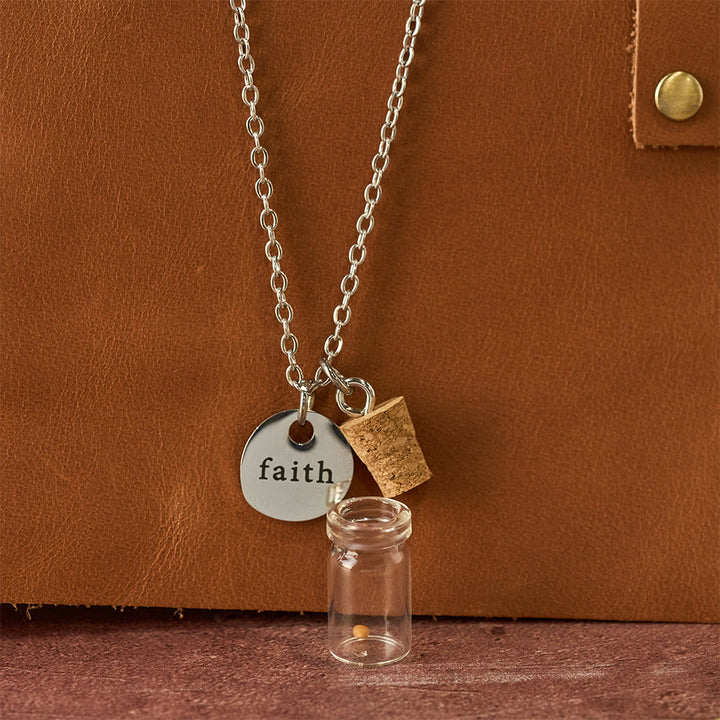 Christianartworkshop Collier avec pendentif bouteille de graine de moutarde et étiquette « Foi » : un symbole de petite foi et de grande force - image 3