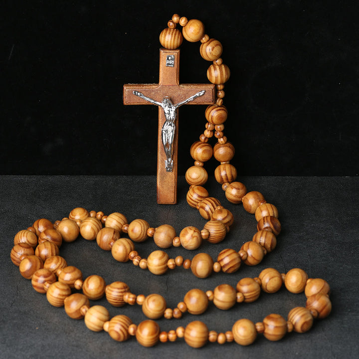 Christianartworkshop Chapelet mural en bois avec crucifix : un symbole de dévotion et de prière à la maison - image 1