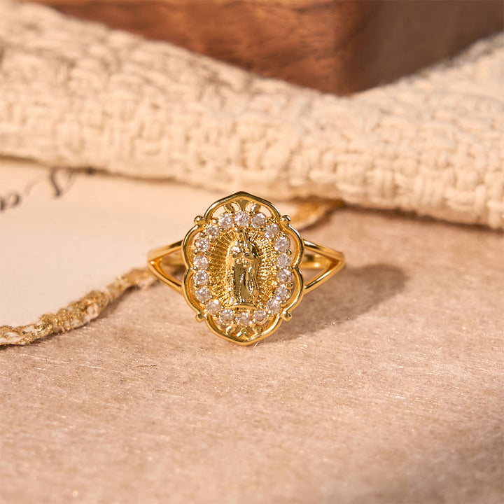 Christianartworkshop Bague Notre-Dame en filigrane d'or orné : l'alliance de l'élégance et de la grâce spirituelle - Doré (Convient aux tailles américaines 8 et 9) - image 0