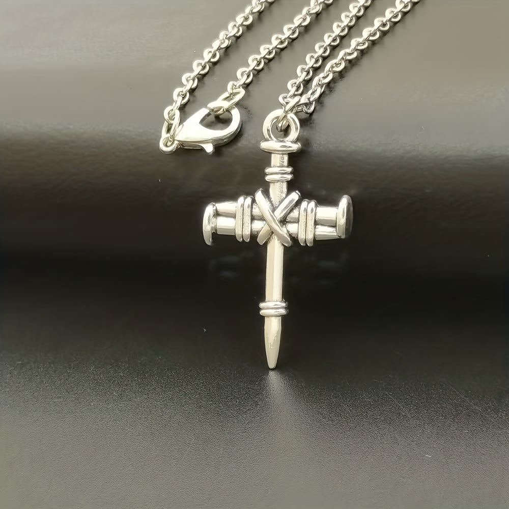 Christianartworkshop Collier à maillons croisés en forme de clous : un symbole de force sacrée et de rédemption - image 3