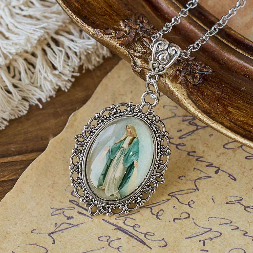 Christianartworkshop Collier avec cadre en filigrane représentant Notre-Dame : un symbole de grâce sacrée et de lumière divine - Vert - image 0