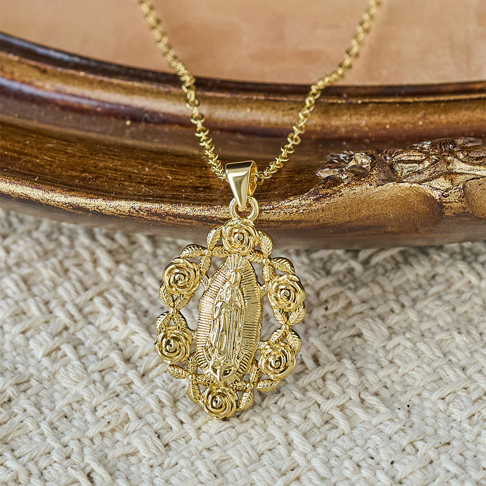 Christianartworkshop Collier pendentif Notre-Dame couronnée de roses : un symbole de grâce et de protection sacrées - image 3