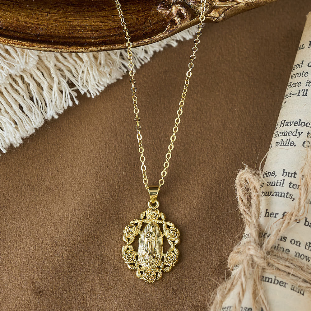 Christianartworkshop Collier pendentif Notre-Dame couronnée de roses : un symbole de grâce et de protection sacrées - image 4