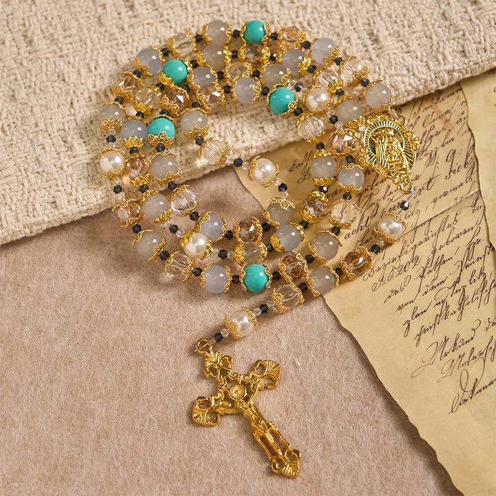 Christianartworkshop Chapelet en perles de verre bleu avec médaille de Notre-Dame et crucifix : un symbole de grâce dans chaque prière - image 3