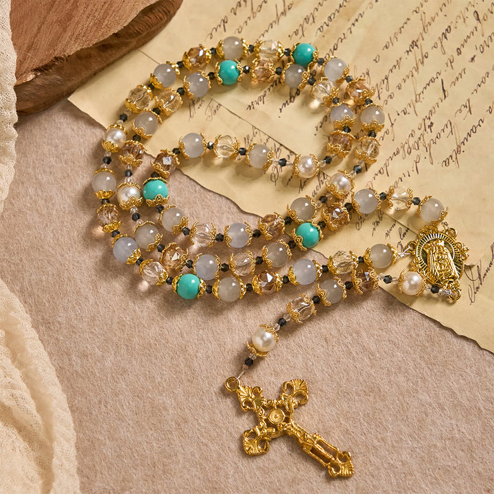 Christianartworkshop Chapelet en perles de verre bleu avec médaille de Notre-Dame et crucifix : un symbole de grâce dans chaque prière - Notre-Dame et le Crucifix - image 0