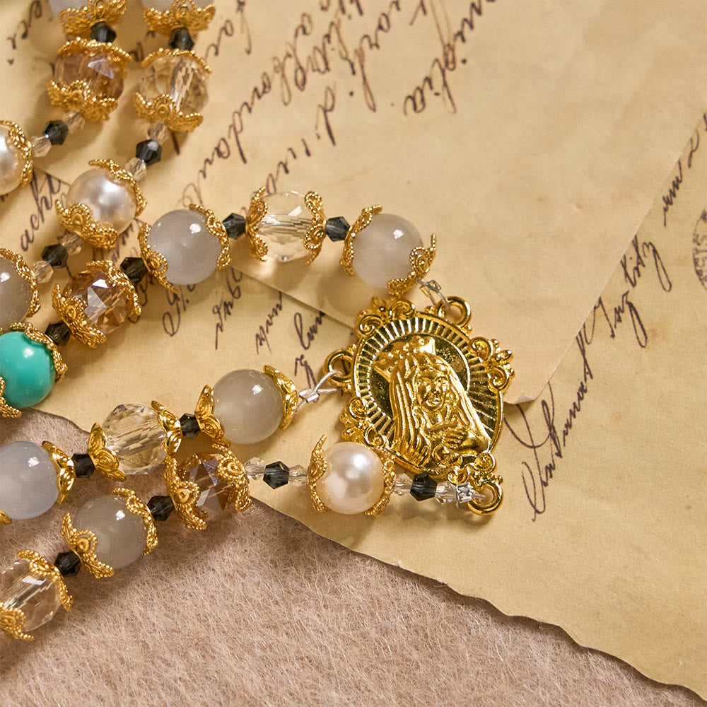 Christianartworkshop Chapelet en perles de verre bleu avec médaille de Notre-Dame et crucifix : un symbole de grâce dans chaque prière - image 6