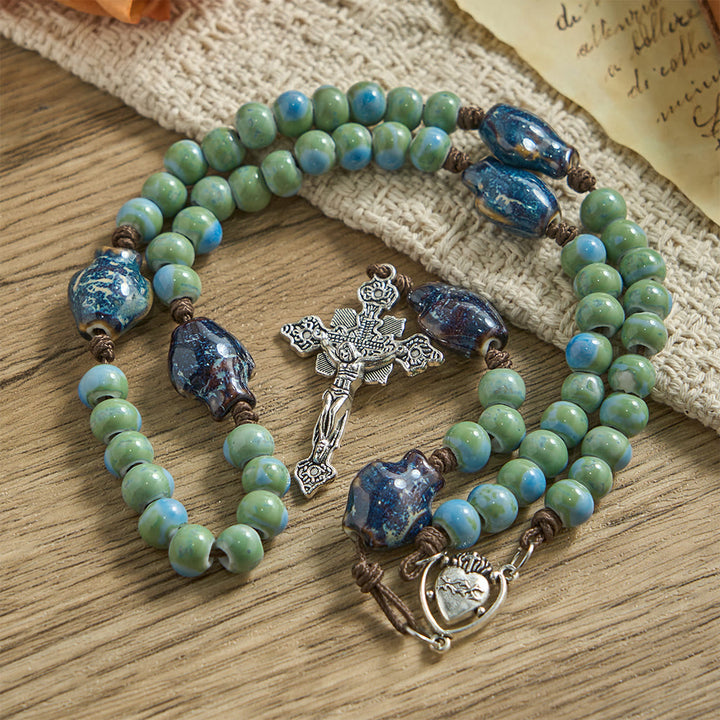 Christianartworkshop Chapelet en céramique avec motif de poisson orchidée, accents du Sacré-Cœur et crucifix orné - image 3