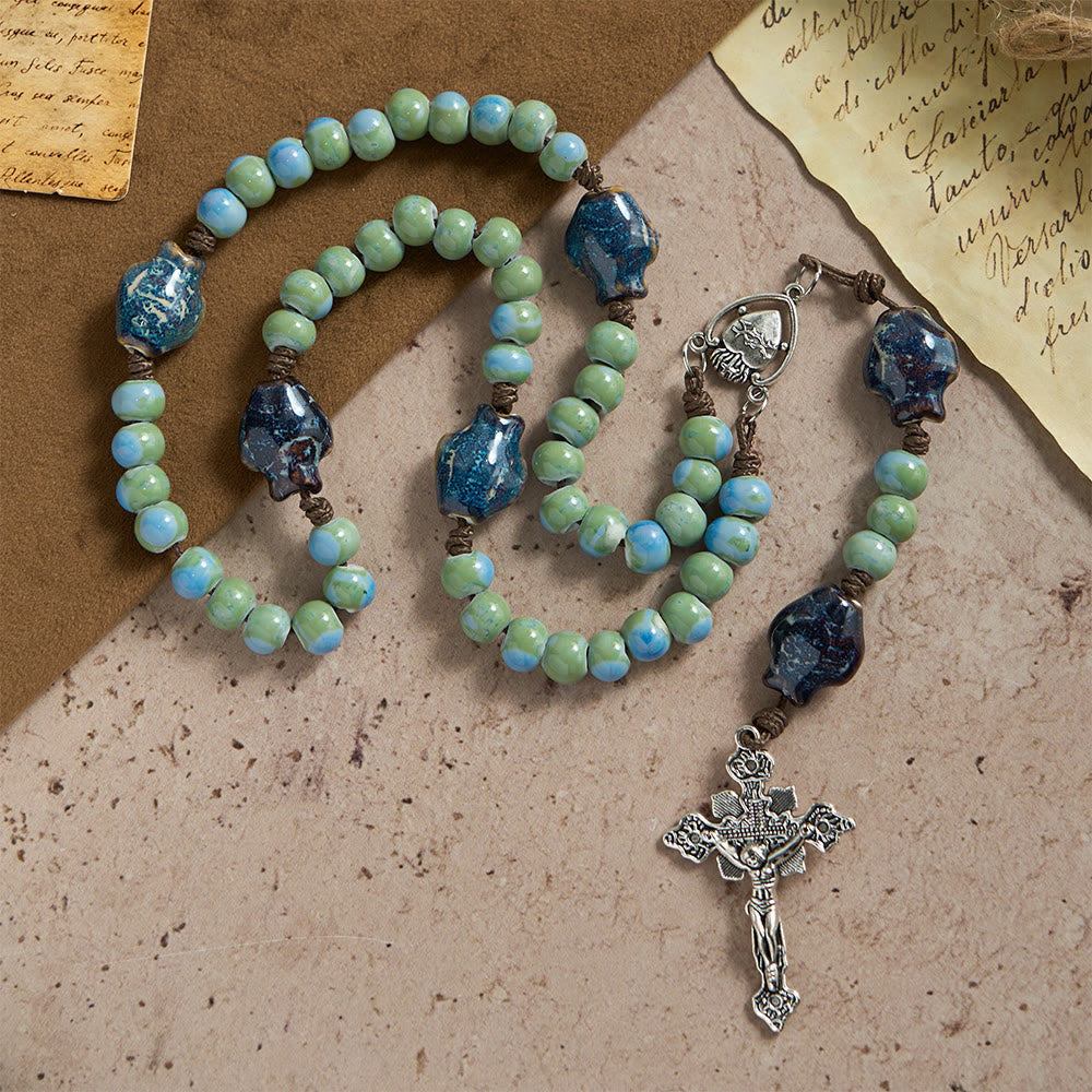 Christianartworkshop Chapelet en céramique avec motif de poisson orchidée, accents du Sacré-Cœur et crucifix orné - Chapelet en céramique avec orchidée et poisson - image 0