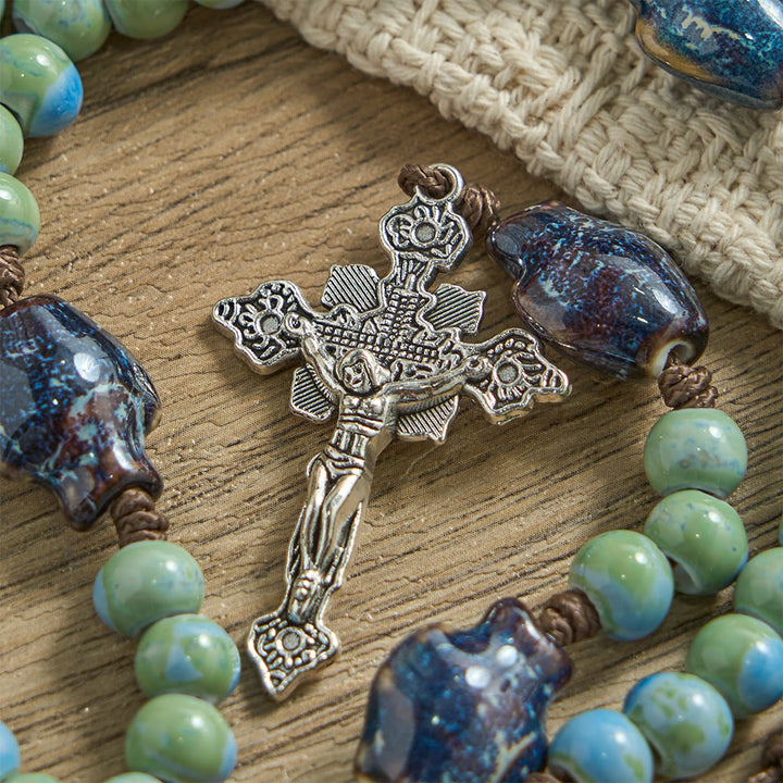 Christianartworkshop Chapelet en céramique avec motif de poisson orchidée, accents du Sacré-Cœur et crucifix orné - image 7