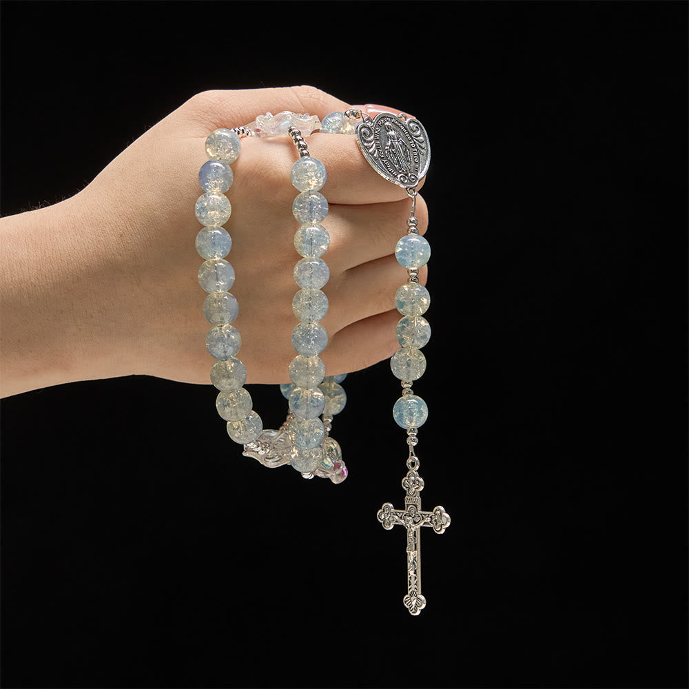 Chapelet en perles de verre vert pâle orné de roses et d'une médaille miraculeuse, de Christianartworkshop - image 1