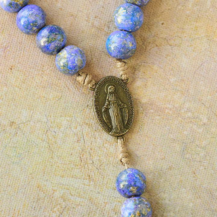 Christianartworkshop Chapelet des Sept Douleurs de la Vierge Marie avec perles peintes à l'huile violette et bleue et médaille de la Vierge Marie - image 6