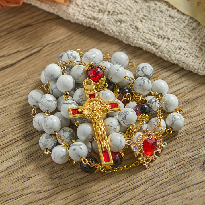 Christianartworkshop Chapelet en turquoise blanche orné de perles de verre rouge et noir et d'un crucifix du Sacré-Cœur - image 5