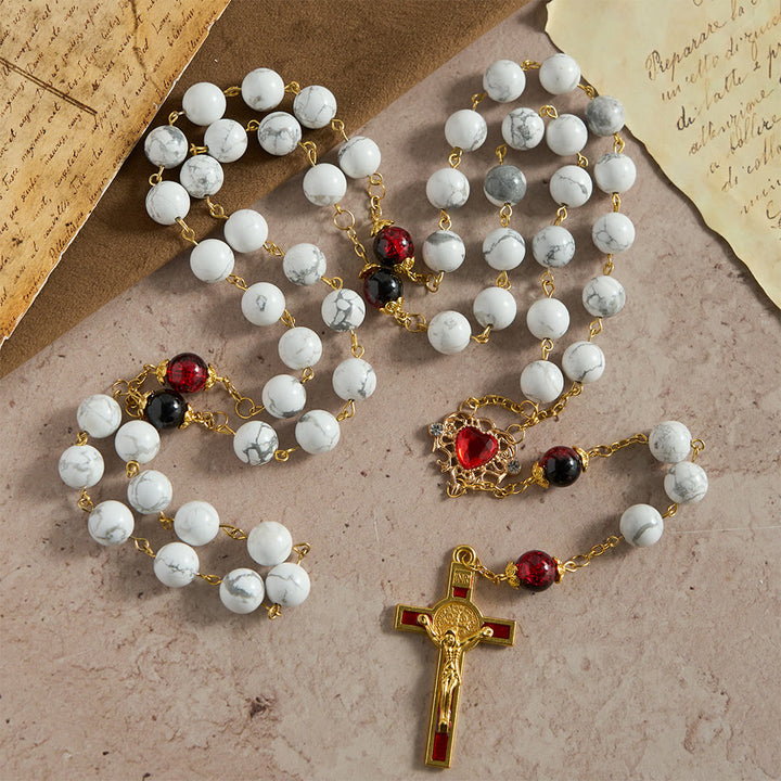Christianartworkshop Chapelet en turquoise blanche orné de perles de verre rouge et noir et d'un crucifix du Sacré-Cœur - image 3