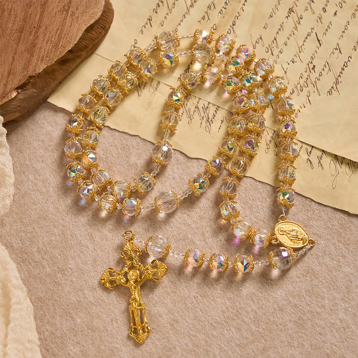 Christianartworkshop Chapelet en verre irisé à facettes avec médaille de Notre-Dame et crucifix doré - Notre-Dame et le Crucifix - image 0