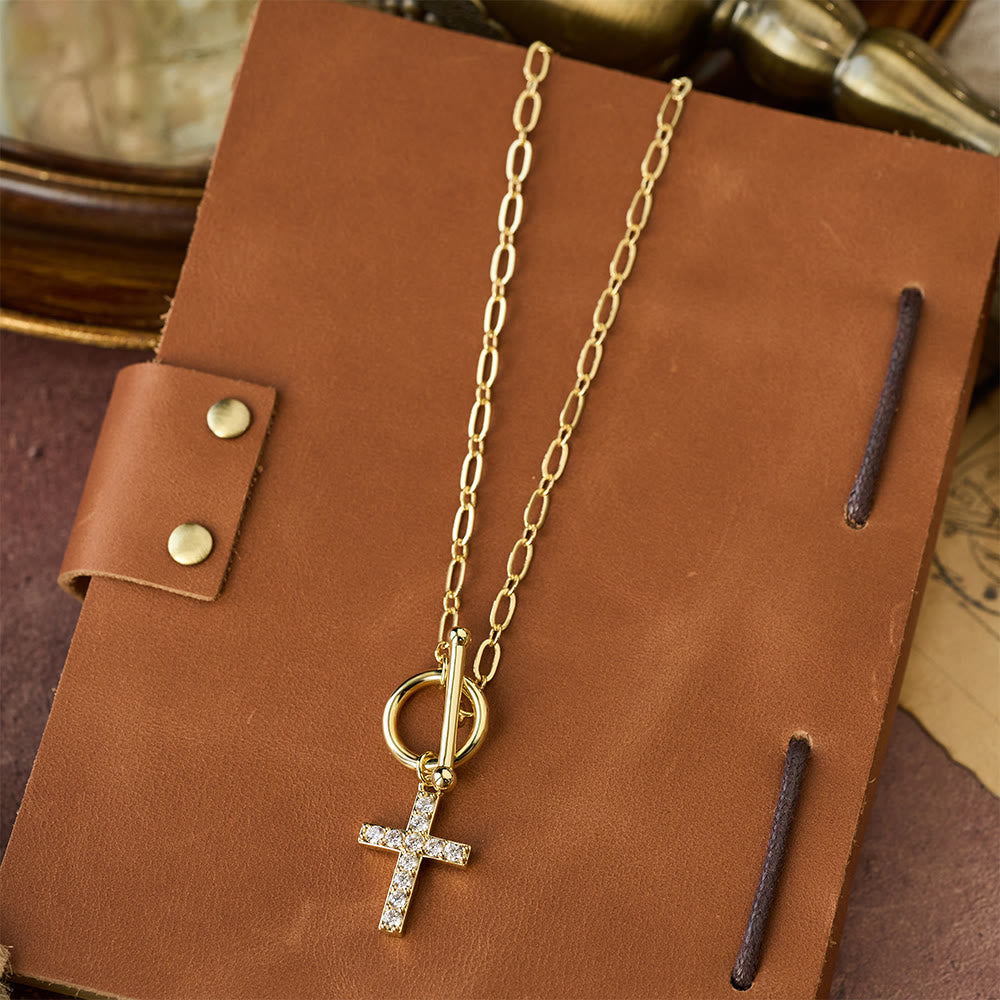 Christianartworkshop Collier croix à fermoir à bascule en zircon pavé : un symbole de foi sacrée et de grâce naturelle - image 3