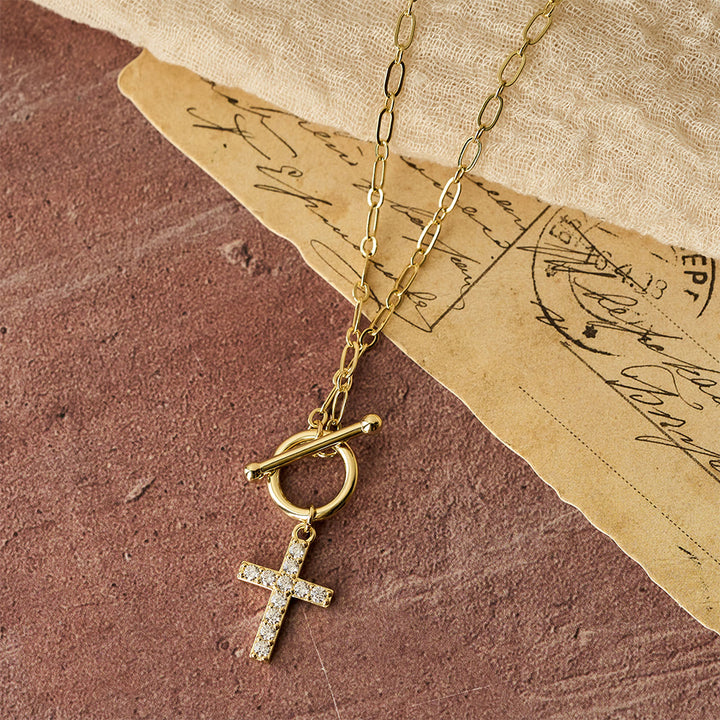 Christianartworkshop Collier croix à fermoir à bascule en zircon pavé : un symbole de foi sacrée et de grâce naturelle - image 2