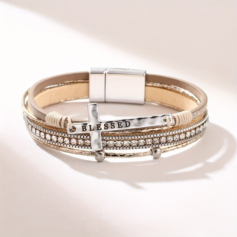 Christianartworkshop Bracelet en cuir à plusieurs rangs avec croix bénie et zircon : symbole de grâce divine et de joie spirituelle - image 4