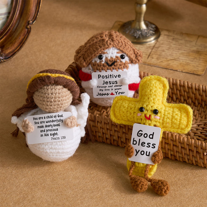 Christianartworkshop Ensemble Jésus, ange et croix au crochet (version Q) : emblème de joie et de grâce divines - Ensemble de 3 - image 0