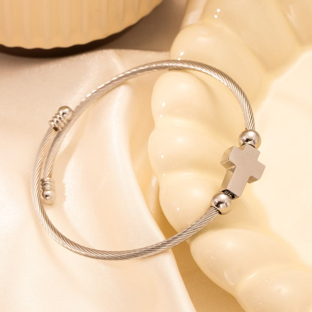 Christianartworkshop Bracelet de dévotion quotidienne avec médaille miraculeuse, pendentif croix de Saint Benoît et breloque pour la prière. - image 4