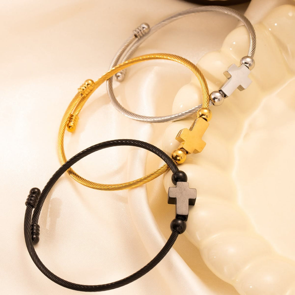 Christianartworkshop Bracelet de dévotion quotidienne avec médaille miraculeuse, pendentif croix de Saint Benoît et breloque pour la prière. - image 1