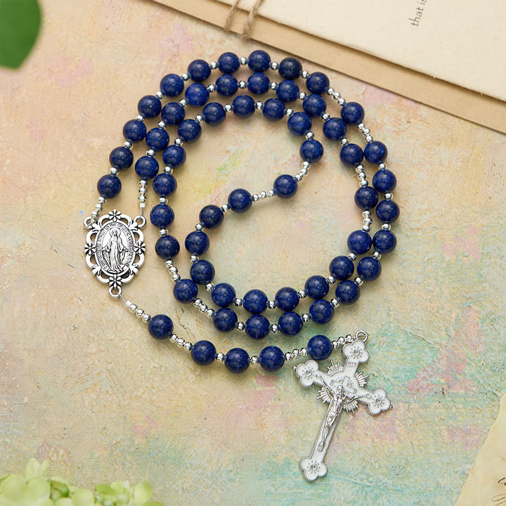 Christianartworkshop Chapelet en perles de lapis-lazuli avec crucifix gravé : emblème de la sagesse divine et de la grâce mariale - Notre-Dame et le Crucifix - image 0